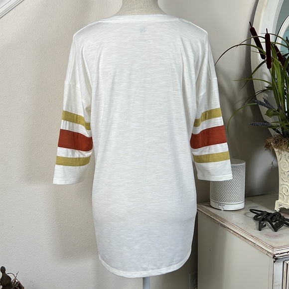 So M Cream Jersey Style Shirt - Picture 9 of 13
